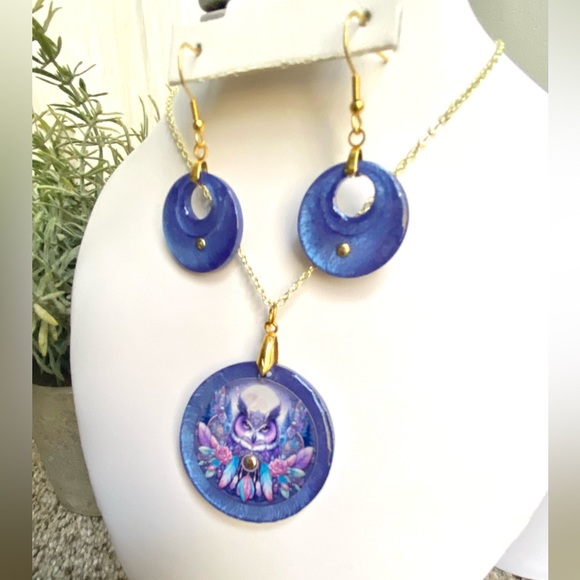 Handmade Resin Purple Owl Jewelry Set – Boho Spirit Animal Jewelry - Picture 4 of 5